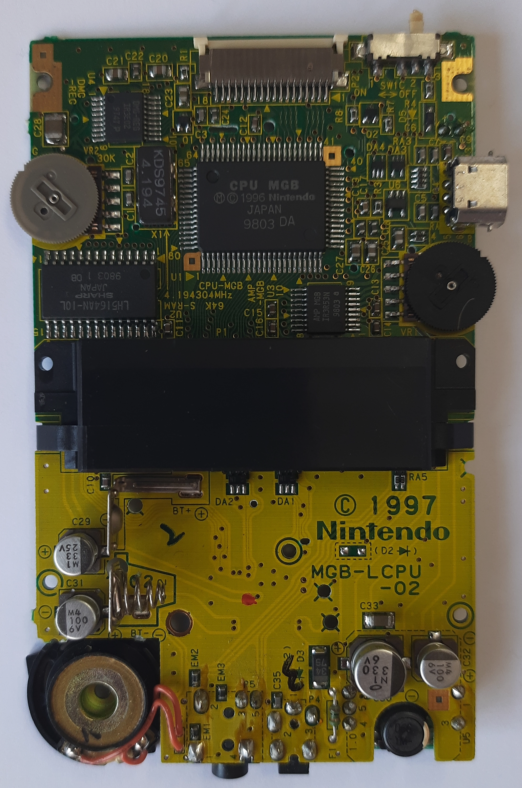 Board of a Game Boy Pocket, revision MGB-LCPU-02. Board of a Game Boy Pocket, revision MGB-LCPU-02.