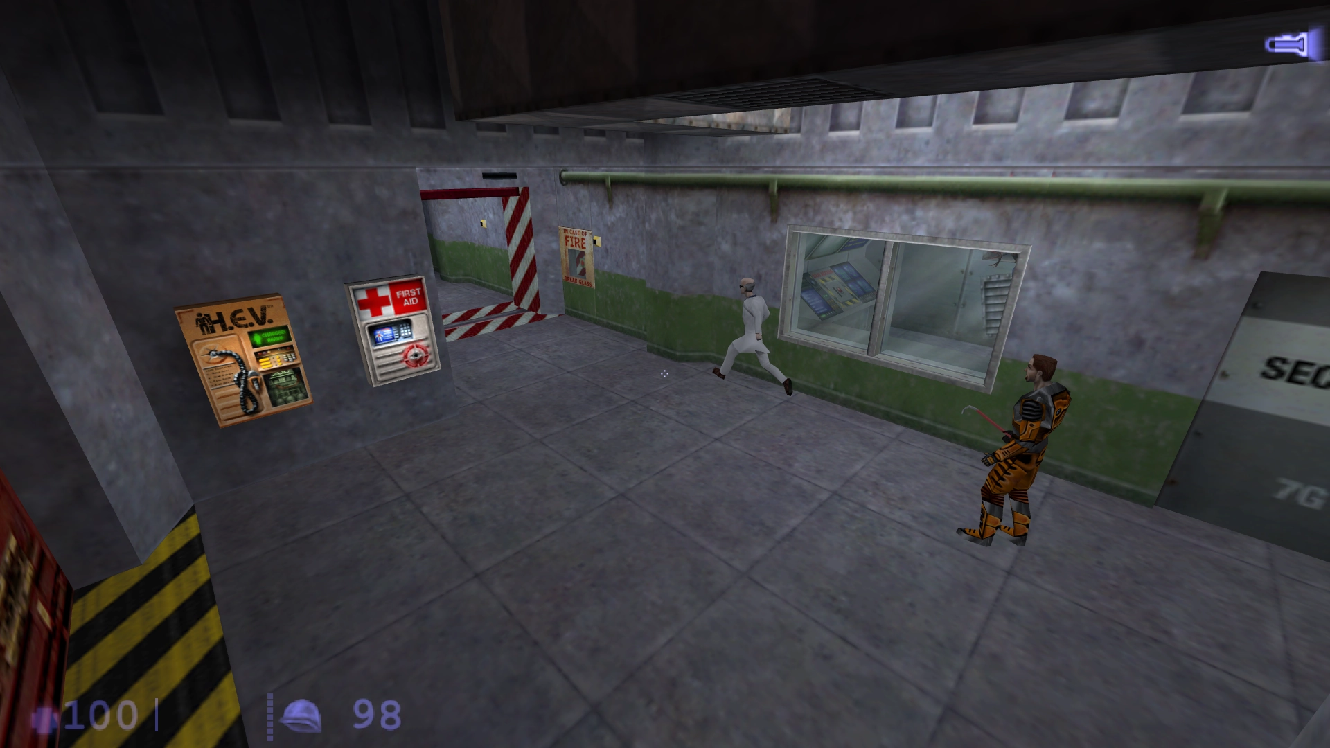 Remotely watching the evolutions of Gordon and friends will be a constant throughout the mod. Personally, I found these repetitive, contrived and unnecessary. Remotely watching the evolutions of Gordon and friends will be a constant throughout the mod. Personally, I found these repetitive, contrived and unnecessary.